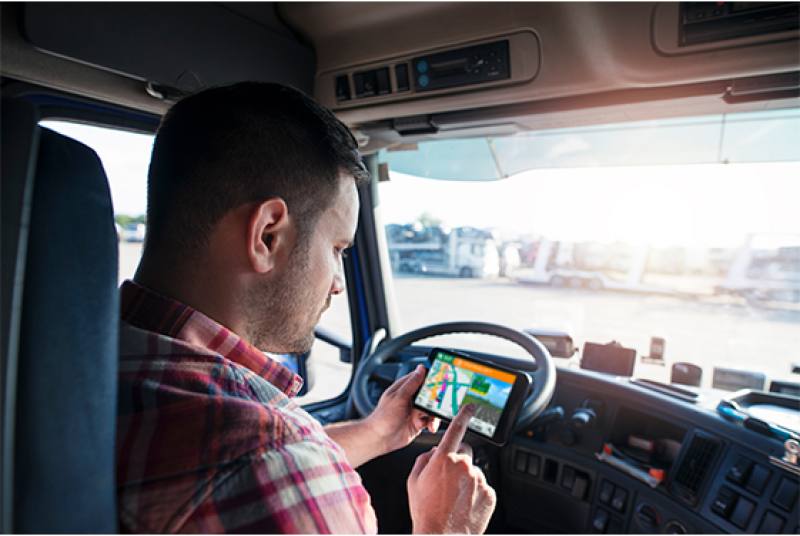 How to Use GPS and Avoid Distracted Driving Penalties