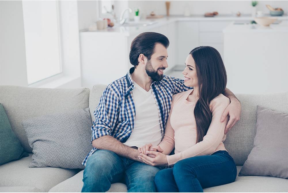 Los 8 beneficios de un camionero al tener pareja 