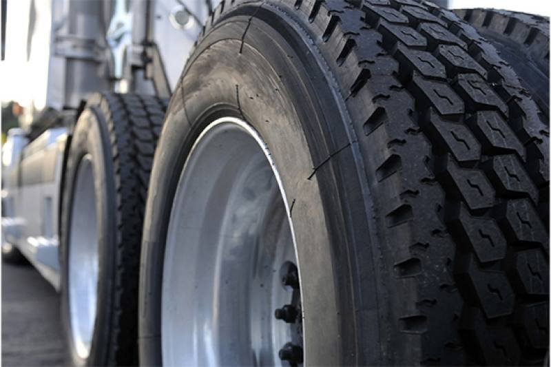 Llantas!! cual es a Profundidad mínima de la Banda de Rodadura Permitida